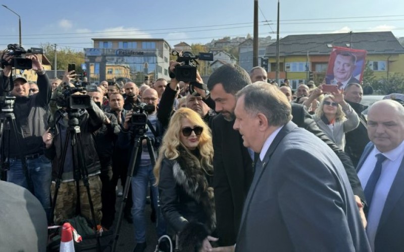 Završeno ročište: Dodik zatražio da dokazi i dokumenti budu dostavljeni na srpskom jeziku i ćirilici