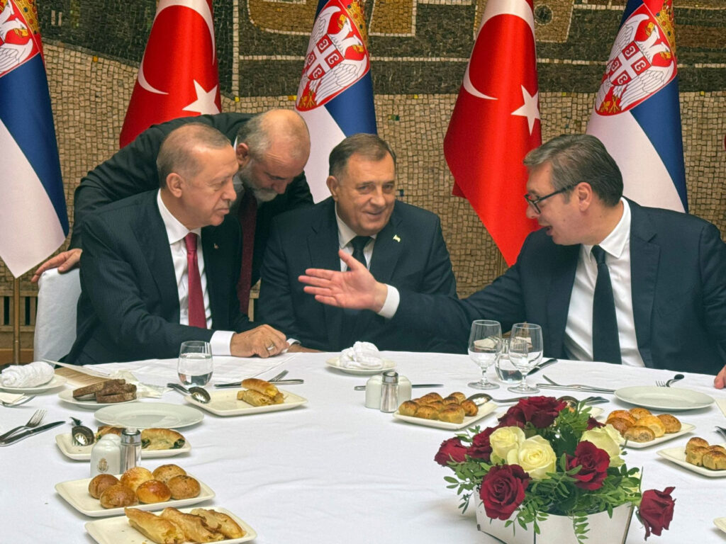 Dodik sa Vučićem i Erdoganom: Saradnja izuzetna