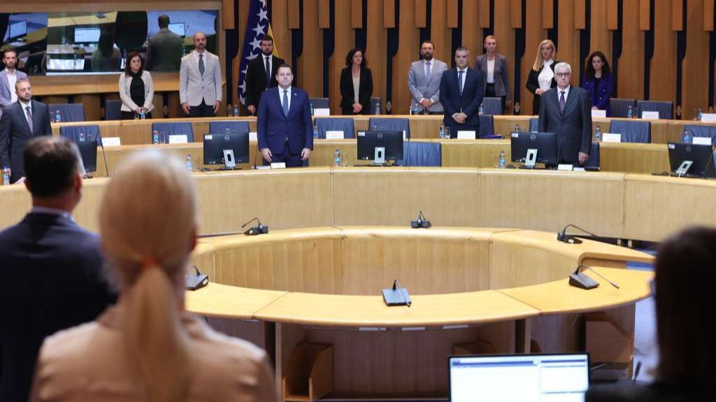 Vuković položio zakletvu: Delegati iz SNSD-a napustili sjednicu