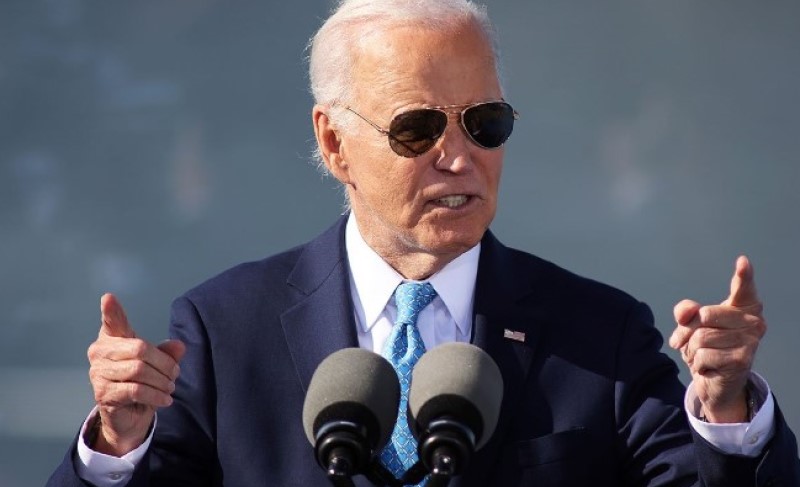 “Smjena” na predsjedničkoj stolici: Bajden čestitao Trampu i pozvao ga u Bijelu kuću