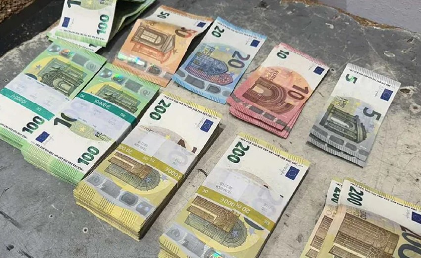 Hapšenje na graničnom prelazu: U automobilu pronađeno 40 hiljada evra