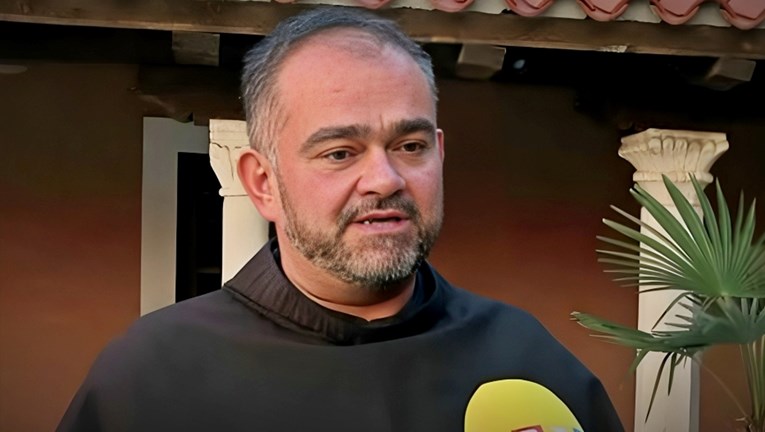 Uhapšen poznati franjevac iz Zagreba: Terete ga da je polno zlostavljao dva dječaka