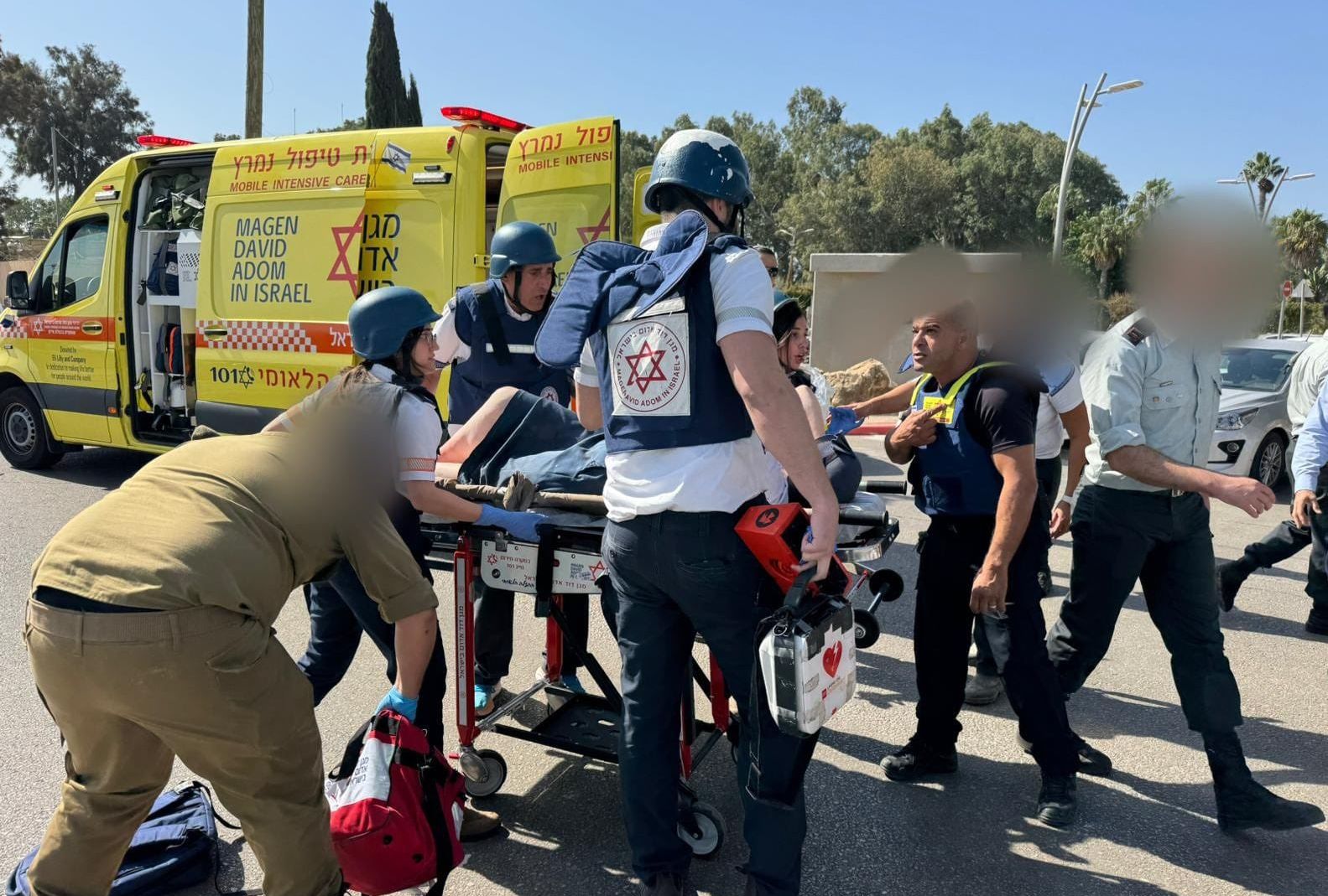 Novi detalji terorističkog napada u Tel Avivu: Ubijeno pet izraelskih vojnika