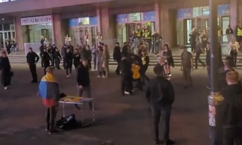 Nasilna regrutacija u Kijevu: Vojska upada u klubove i restorane i odvodi muškarce VIDEO