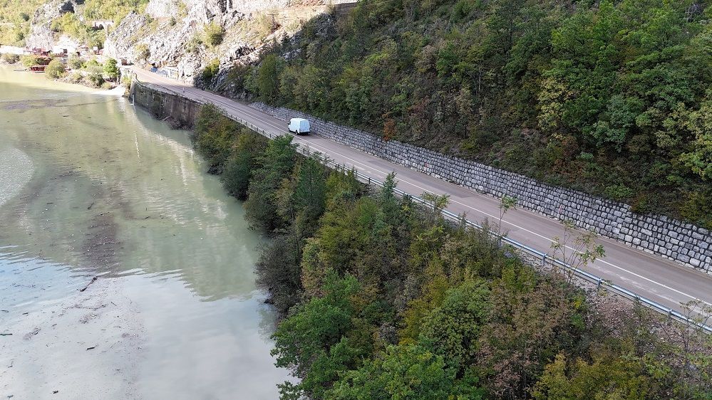 Zbog kolektivne sahrane žrtava kataklizme: Sutra poseban režim saobraćaja na putu Mostar – Jablanica