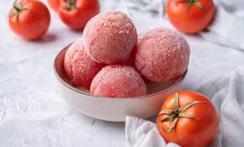 Zgodan način da sačuvate svjež proizvod: Evo kako bi trebalo da zamrznete paradajz