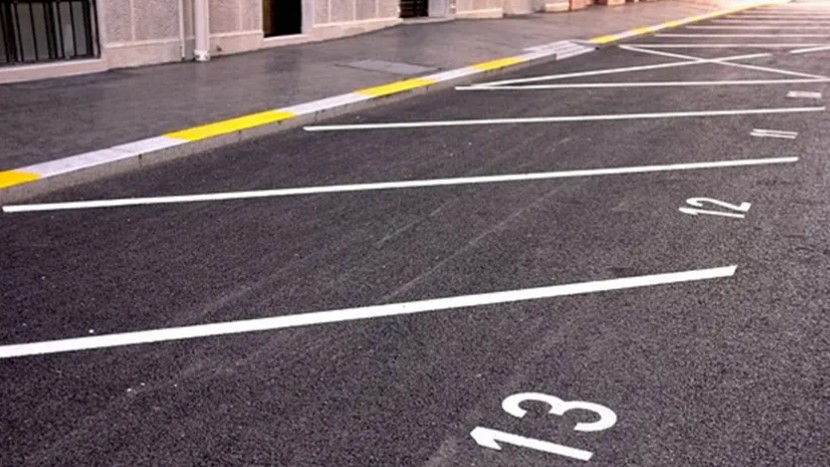 Užas u komšiluku: Prignječila drugaricu koja joj je pomagala da se parkira