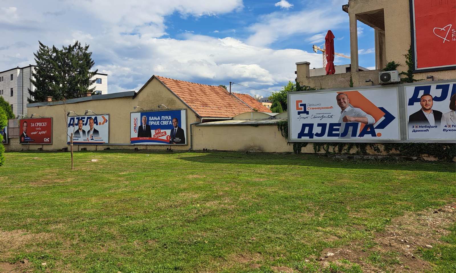 Tek što se osušilo ljepilo ispod bilborda i plakata: U BiH već počela borba za glasove u 2026.