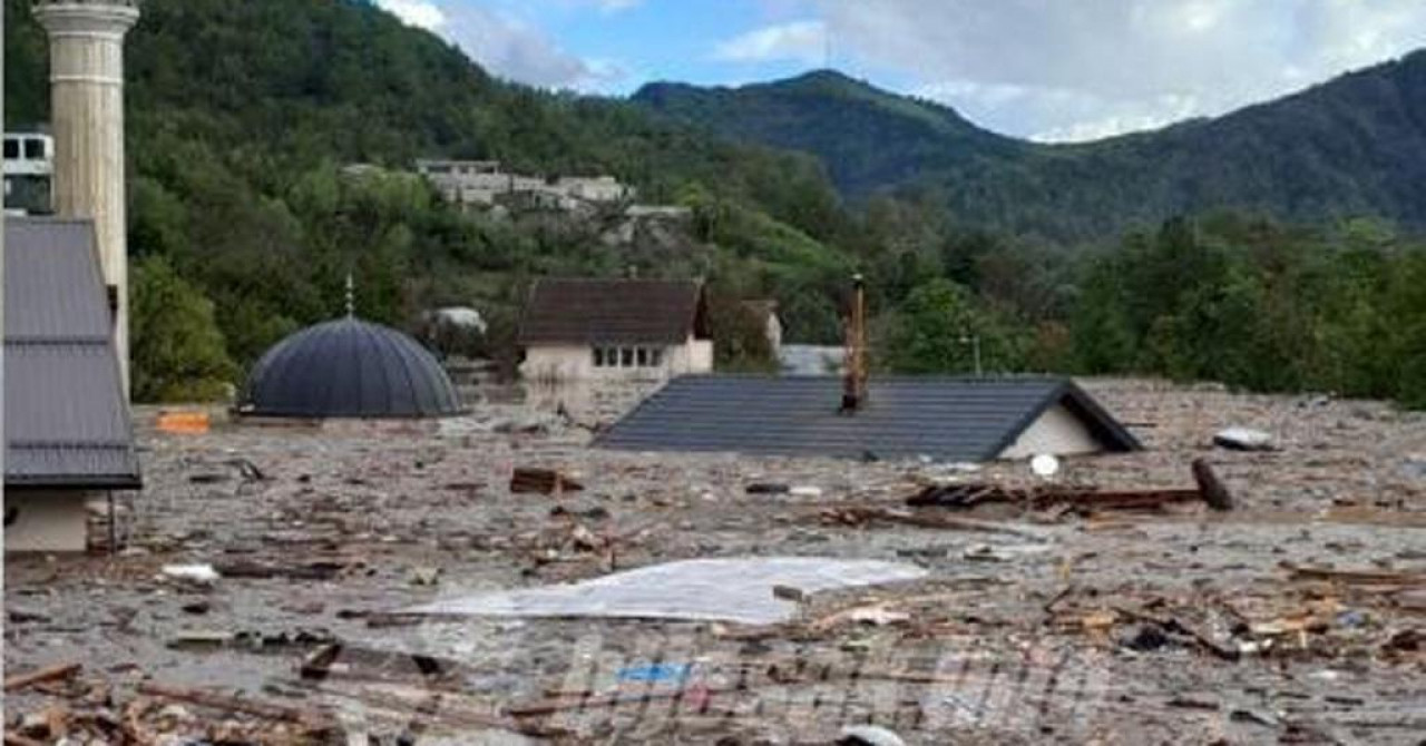 Humane sportistkinje Banjaluke: Sav prihod od utakmica doniraju za nastradale FOTO