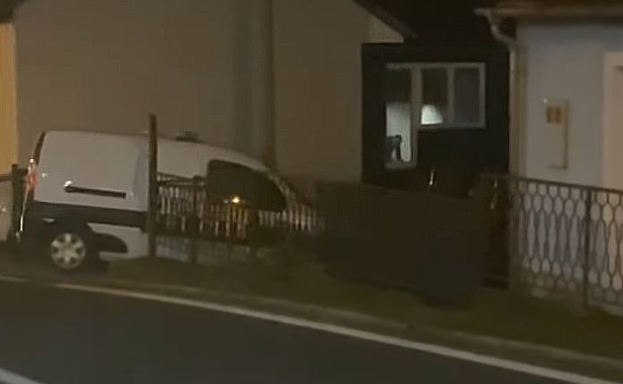 Specijalci s dugim cijevima pretresaju u Bosanskoj Krupi: Akcija povezana s ubistvom i ranjavanjem policajaca