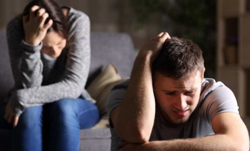 Njeno ponašanje šalje jasnu poruku: Muškarci, ovo su jasni znakovi da vas žena više ne voli