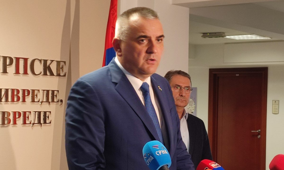 Minić uvjerava da će za gubitke odgovarati: Vlada će odlučiti o eventualnoj smjeni Kaurina