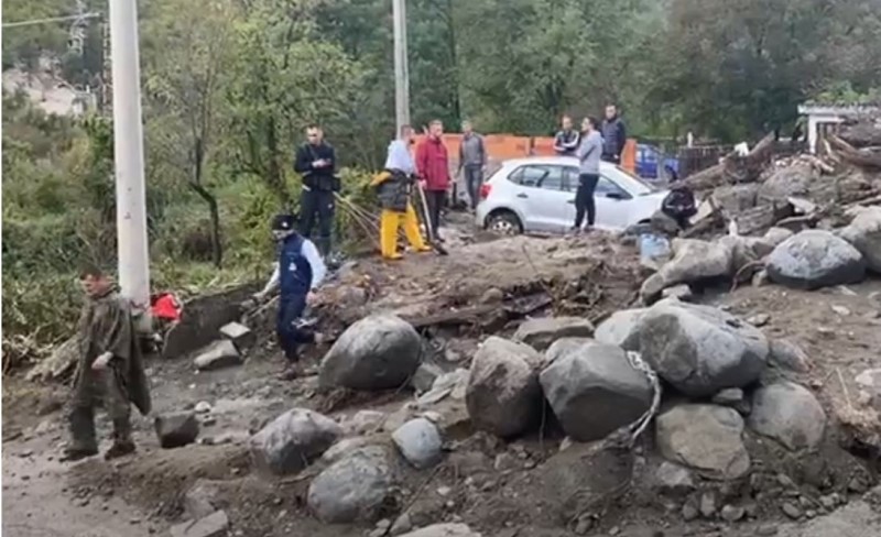 Naređena evakuacija stanovništva sa ugroženih područja Jablanice i Konjica