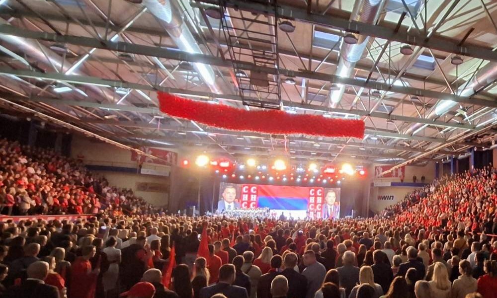 Završna tribina SNSD-a u Banjaluci: Sigurni u pobjedu, podrška Vučevića i Sijarta FOTO/VIDEO