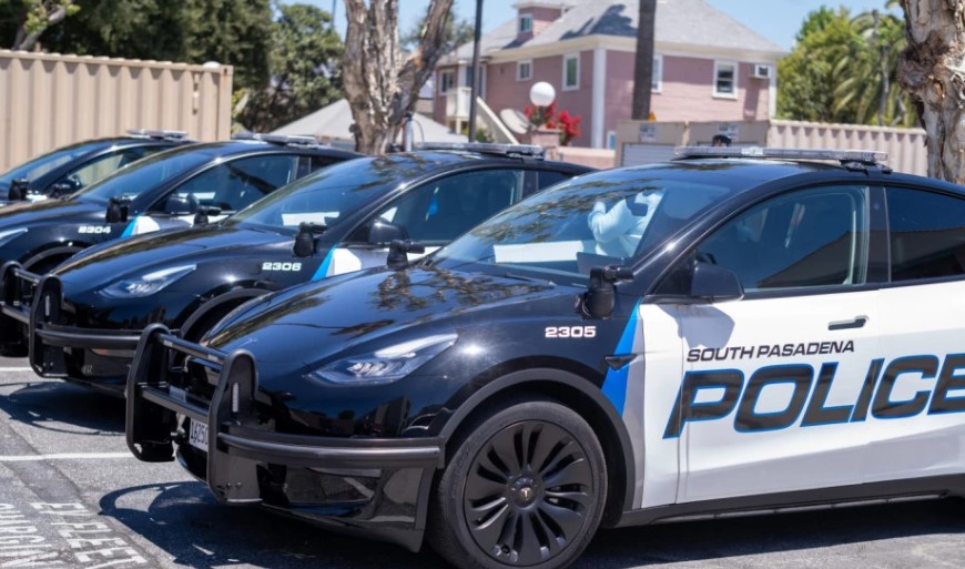 Američki policajci nisu oduševljeni Teslama: Gdje da se sakrijemo kada pripucaju na nas?