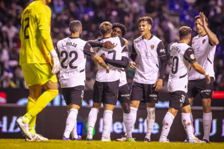 “Slijepi miševi” u krizi: Španski velikan na prodaju?