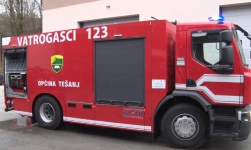 Šokantan slučaj u BiH: Pijani starac zapalio porodičnu kuću pomoću plinske boce