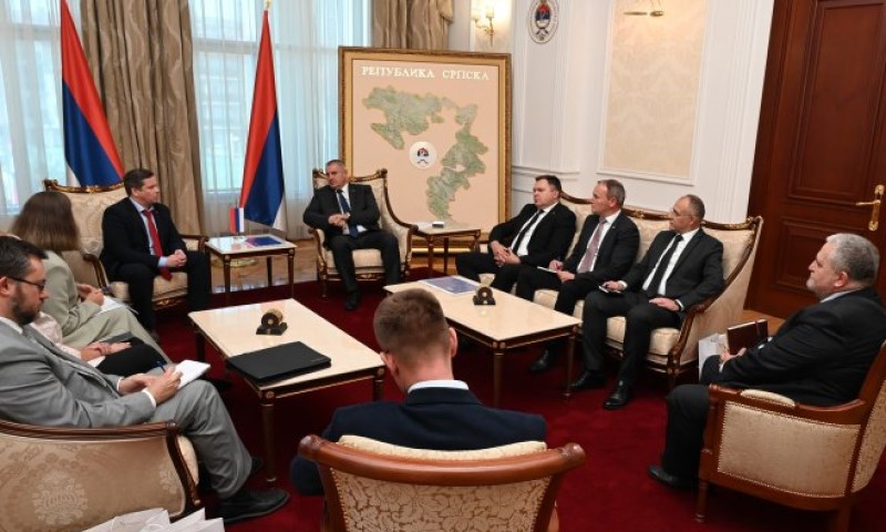 Višković sa delegacijom iz Sankt Peterburga: Srpska zahvalna na značajnim partnerima