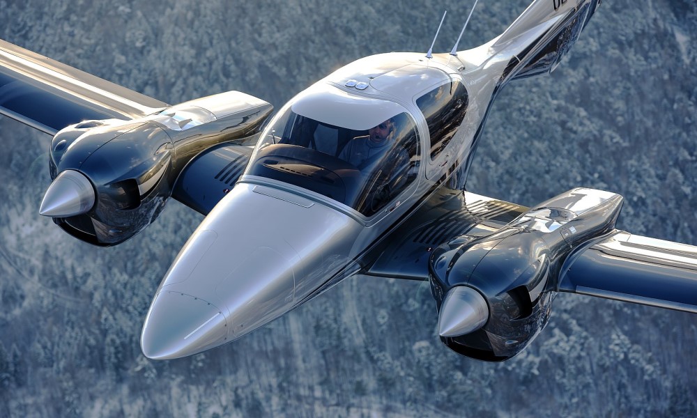 Pukovnici izgubili život: Pao vojni avion tokom treninga