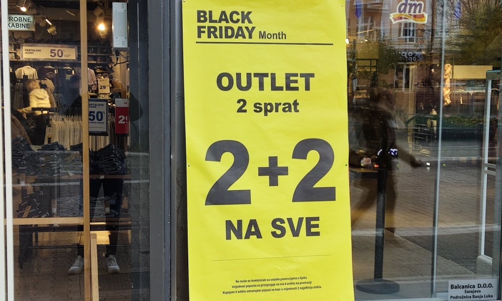 Novembar i u Banjaluci u znaku “crnog petka”: Butici u Gospodskoj mame velikim sniženjima FOTO