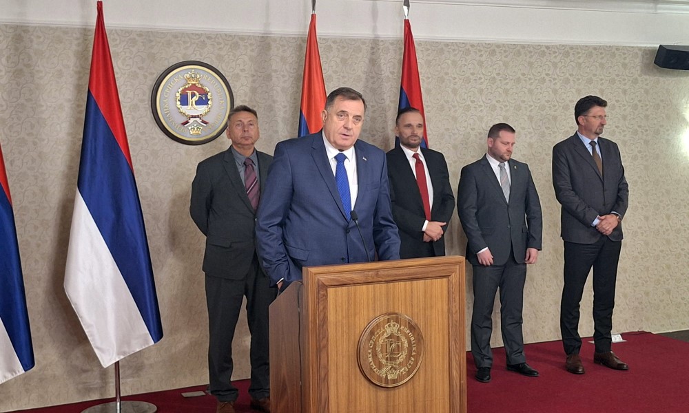 Dodik nakon ročišta: Dokaz da je neovlašteno lice Kristijan Šmit prekršio Ustav