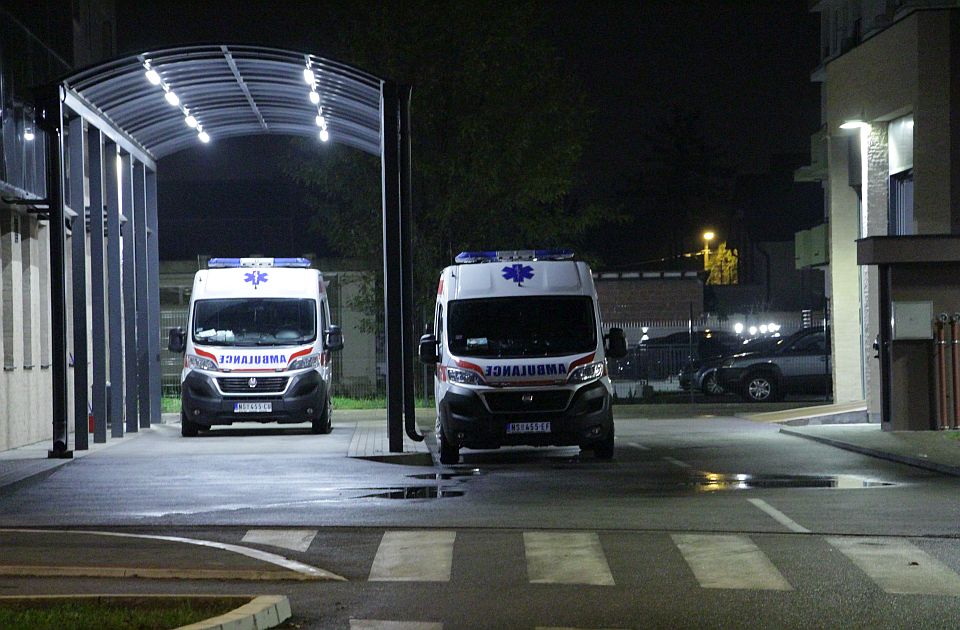 Još jedna nesreća u Novom Sadu: Muškarac pao sa zgrade, preminuo na licu mjesta