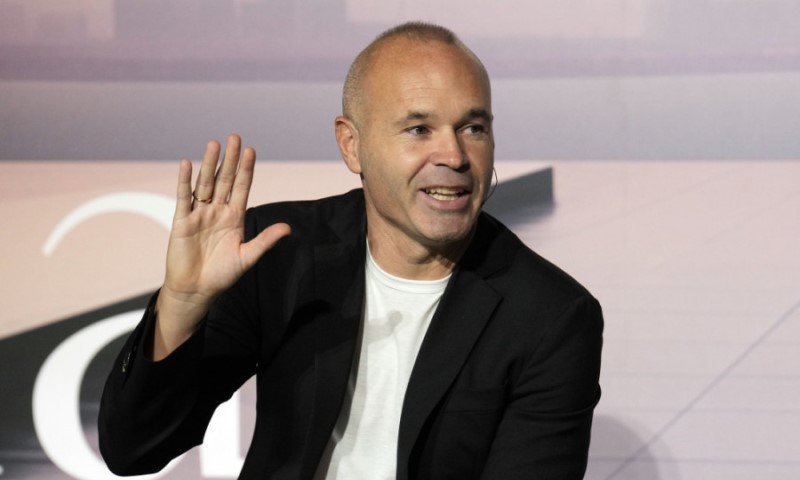 Bivši fudbaler želi da kupi klub: Inijesta ne može bez fudbala