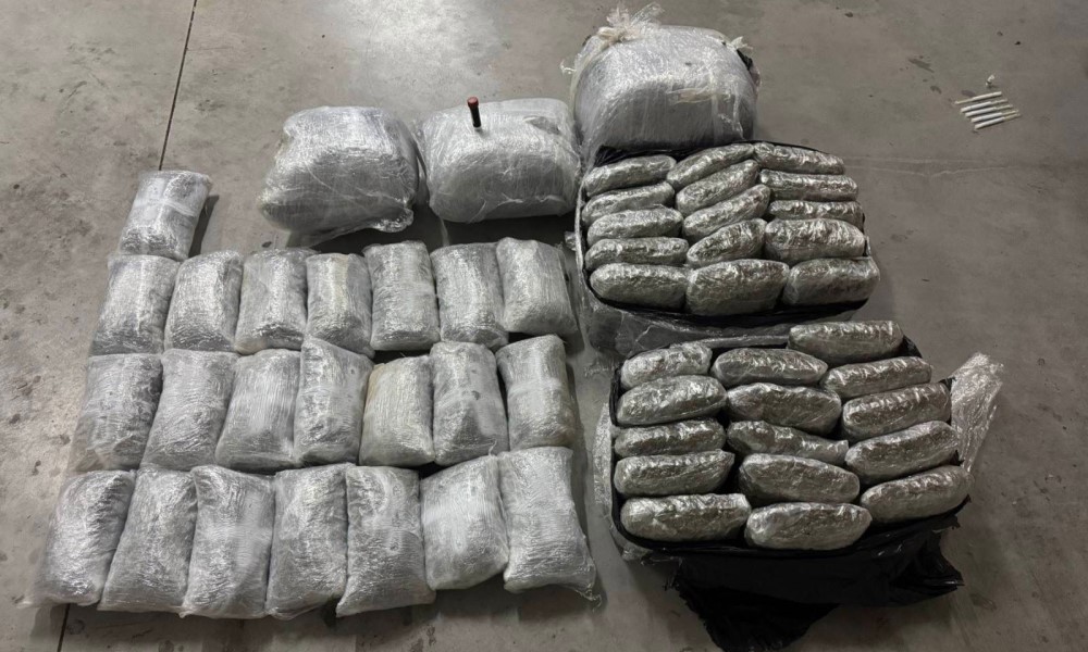 Policija pretresla vozilo: Pronađeno više od 70 kilograma marihuane