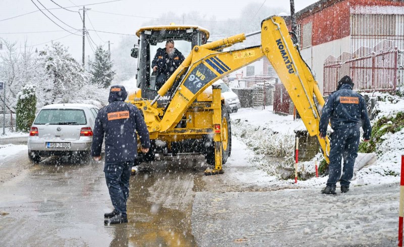 Posljedice nevremena: Nadležne gradske službe na terenu, intervencije u više banjalučkih naselja