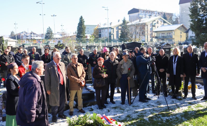 Položeni vijenci na spomen-obilježje: Obilježen 21. novembar – Dan oslobođenja Banjaluke