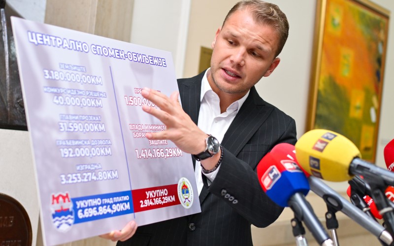 Stanivuković tvrdi da Vlada duguje tri miliona KM za Centralni spomenik: “Ili je bankrot ili je politika”