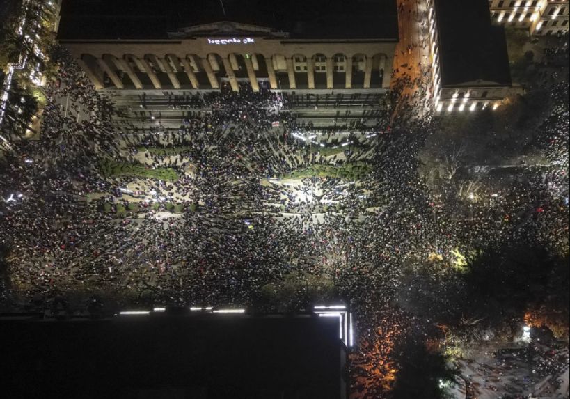 Hiljade ljudi protestuje u Gruziji zbog odluke vlade da obustavi pregovore sa EU