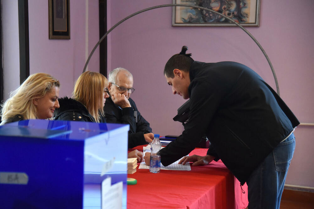 “Za budućnost Budve” i “Budva naš grad” osvojili najviše glasova na lokalnim izborima