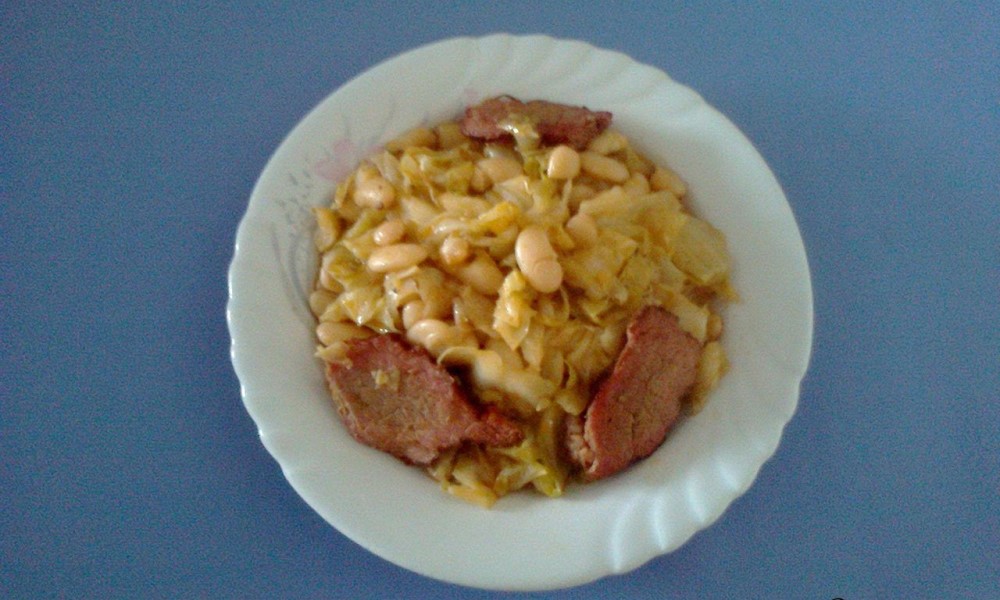 Zimska superhrana: Kiseli kupus sa pasuljem i dimljenim mesom idealan nedjeljni ručak