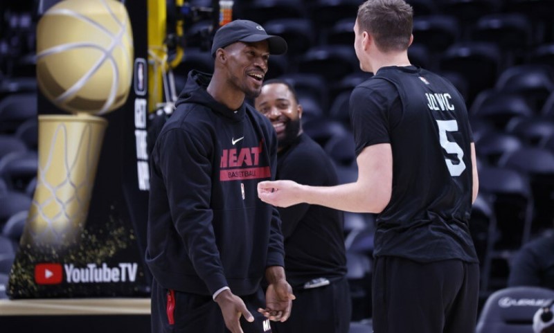 Još jedna uzbudljiva NBA noć: Nikola Jović dvocifren u porazu Majamija od Indijane