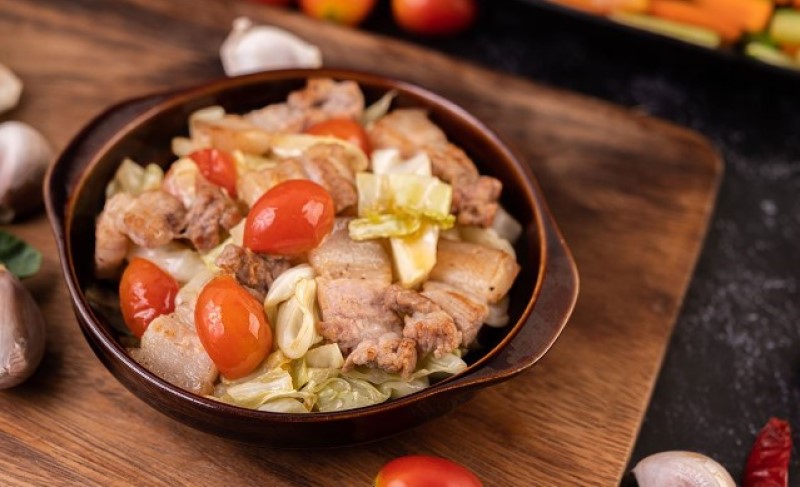 Pravo je vrijeme za kiseli kupus: Ovako se sprema najukusniji podvarak sa slaninom