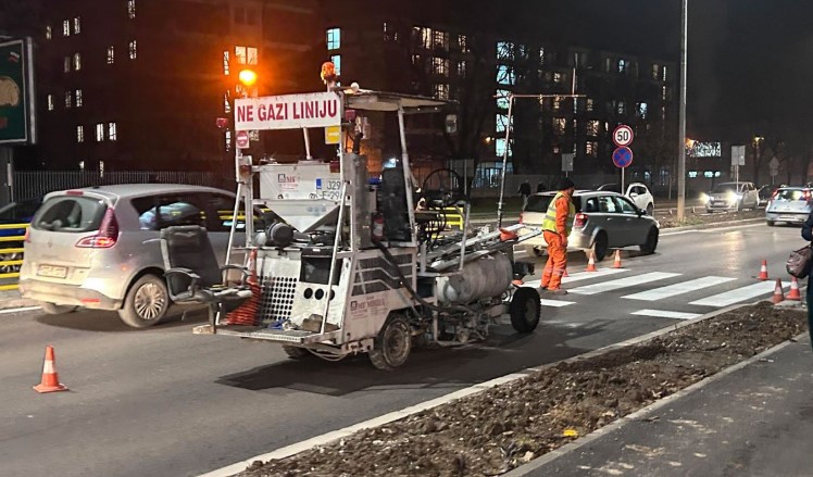 Ekipe obavile posao: Iscrtan pješački prelaz kod kampusa u Banjaluci