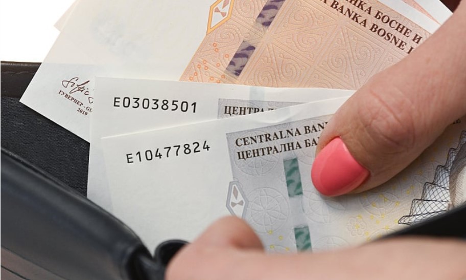 Među njima doktorica i policajka: Grupa žena optužena za prevare osiguranja