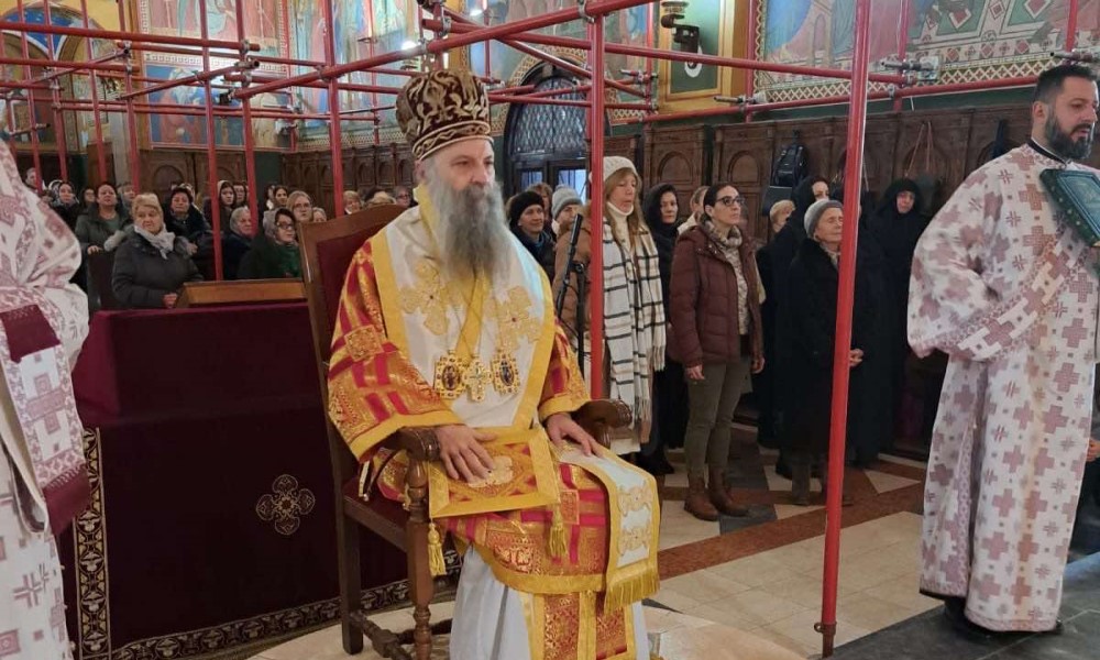 Patrijarh Porfirije služio Svetu arhijerejsku liturgiju: Ne možete služiti i Bogu i đavolu