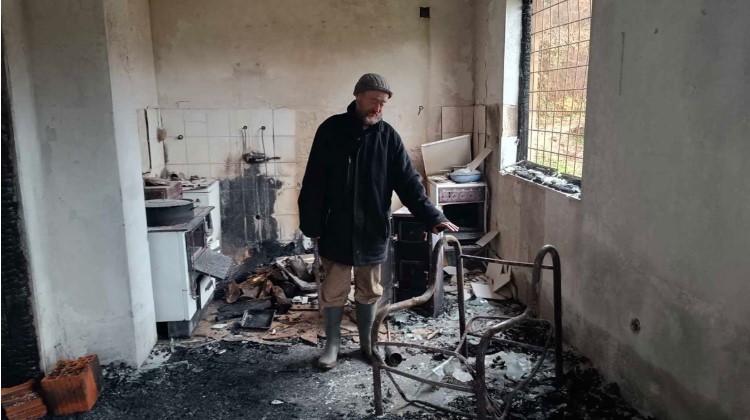 Vatra sve brzo progutala: Požar uništio dom i drage uspomene Milorada