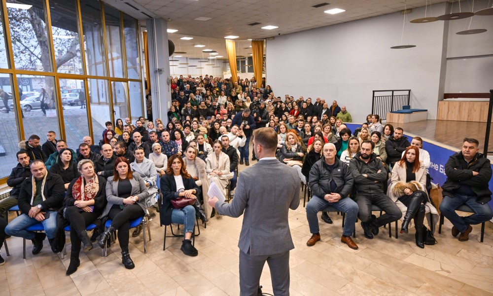 Stanivuković sa malim preduzetnicima: Zakoni sporni, ne žele nove namete