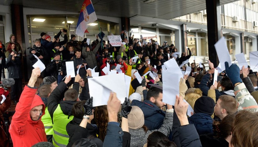 Pozvala ih na razgovor: Studenti predali tužiteljki 1.000 pisama