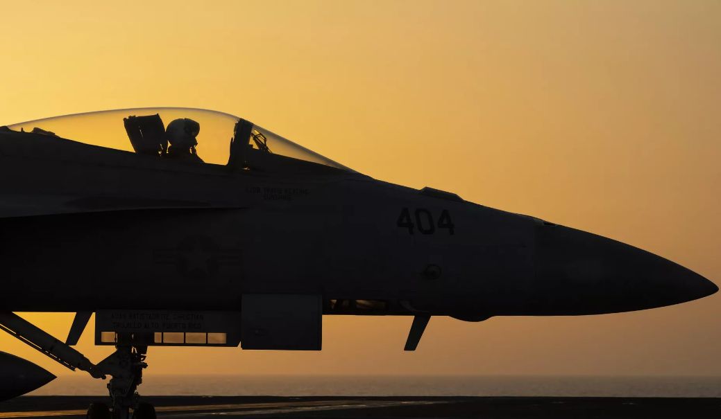 Amerikanci oborili svoj avion iznad Crvenog mora tokom bombardovanja jemenskih Huta