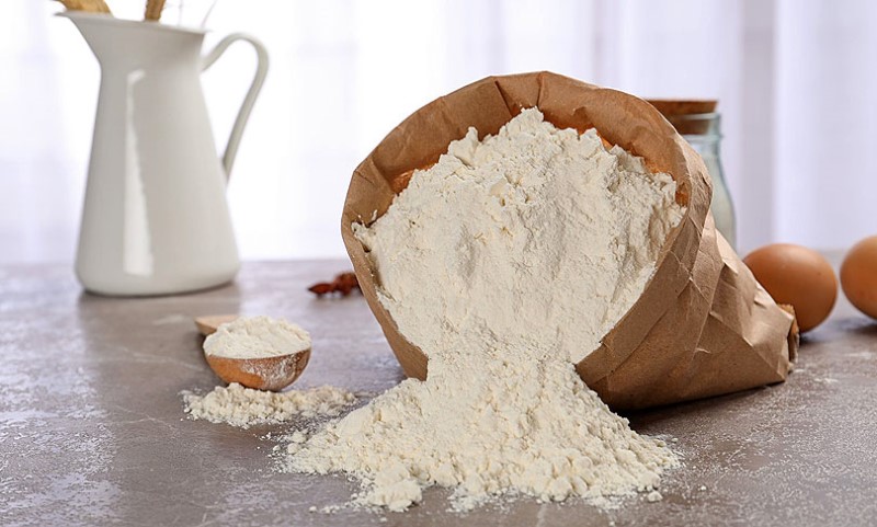 Kvari se i prije roka: Evo kako prepoznati da li se brašno pokvarilo, ni slučajno ne koristite