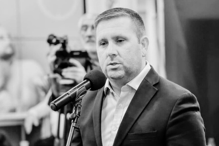 U 41. godini: Preminuo Čedomir Božić