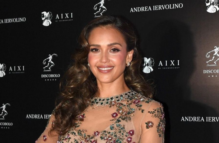 Pozirala u bikiniju: Džeska Alba nakon razvoda uživa na odmoru FOTO