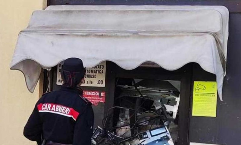 Pala banda! Uhapšena osmorka koja je “mrmotom” dizala bankomate u vazduh