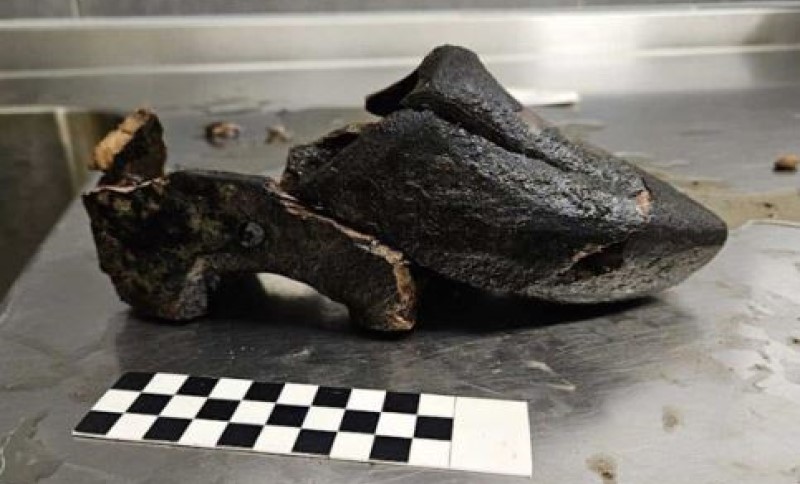 Nevjerovatno otkriće: Klompe stare 500 godina pronađene u septičkoj jami