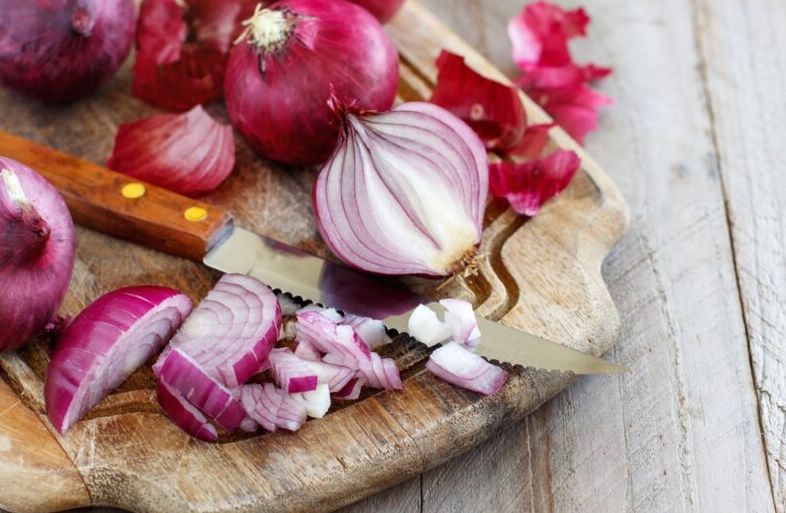 Najbolji prirodni lijek protiv prehlade koje su spremale naše bake: Potrebne su vam samo dvije namirnice