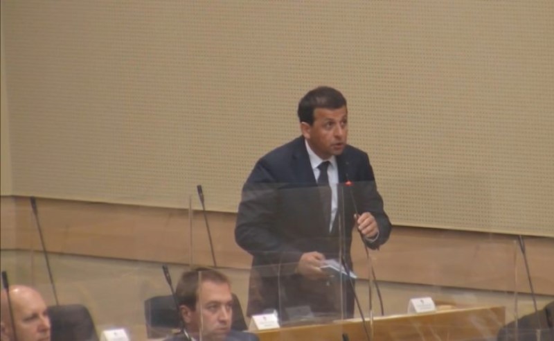 Vukanović ponovo “zakuvao”, spomenuo i DNS: “Ljudi, ja vas ne mogu pohvatati”